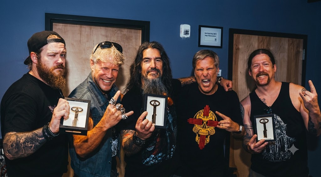 Machine Head com a chave da cidade de Albuquerque